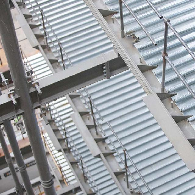 樓承板鋪設案例日本某療養院